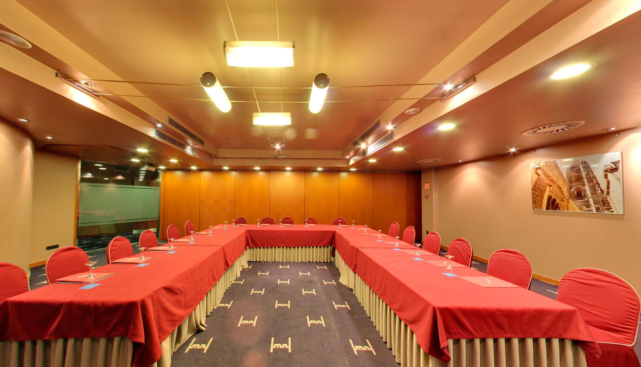 Silken Monumental Naranco Hotel Oviedo Exterior photo