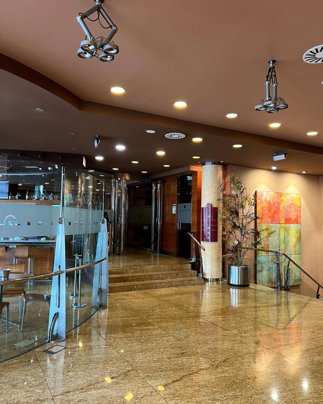 Silken Monumental Naranco Hotel Oviedo Exterior photo